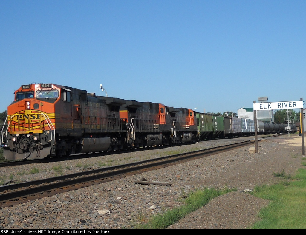 BNSF 634 East